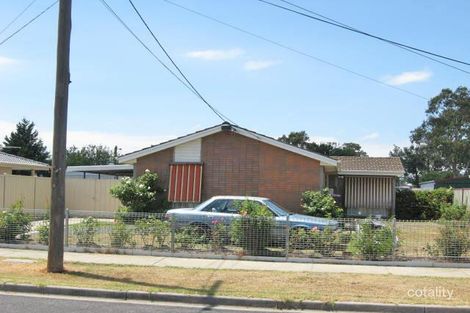 4 Marchant Cres, Sunshine West, VIC 3020