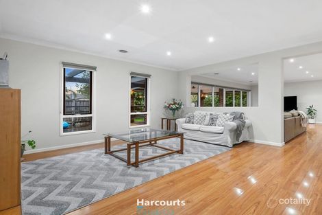 Property photo of 1 Gardense Parade South Morang VIC 3752