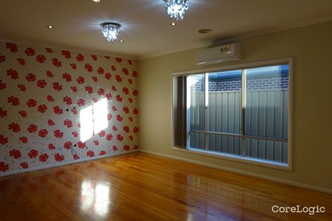 Property photo of 36 Westerfolds Loop Craigieburn VIC 3064