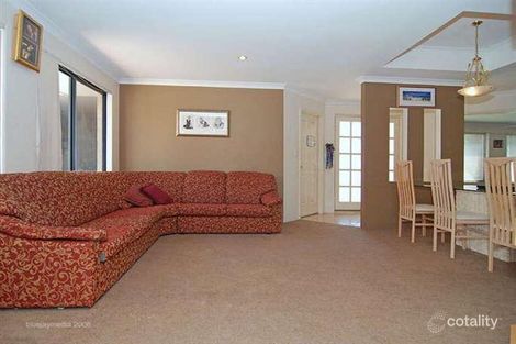 Property photo of 8 Buxton Entrance Hocking WA 6065