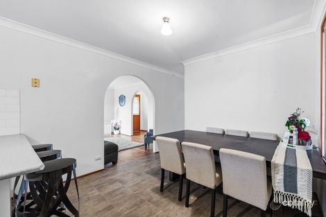 Property photo of 12 Sydney Place Ruse NSW 2560