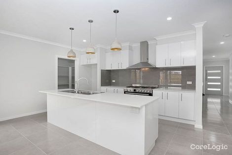 Property photo of 4 Fadden Place Epping VIC 3076
