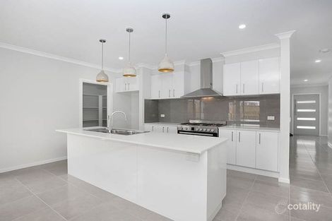 Property photo of 44 Waterlily Drive Epping VIC 3076