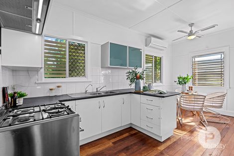 Property photo of 28 Cowper Street Bulimba QLD 4171
