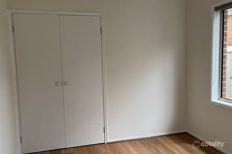 Property photo of 11 Kings Glen Craigieburn VIC 3064