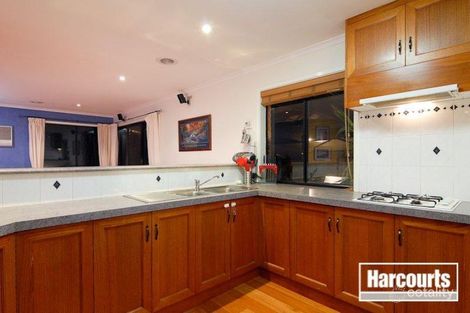 Property photo of 10 Demint Walk Narre Warren South VIC 3805