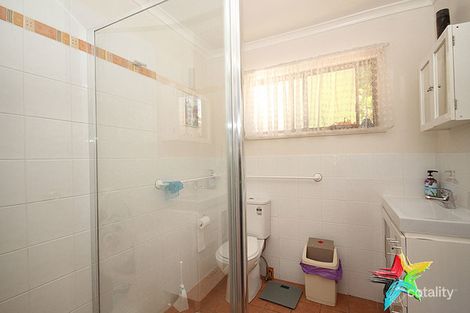 Property photo of 2A Owens Crescent Regents Park QLD 4118