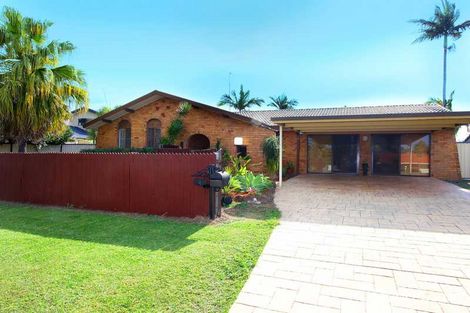 Property photo of 4 Davidson Place Carrara QLD 4211