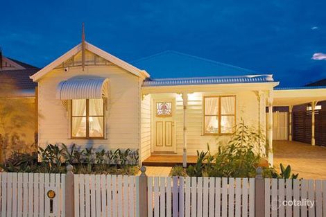 Property photo of 4 Thompson Place Kilmore VIC 3764