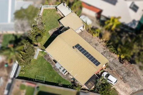 Property photo of 19 Val Crescent Noosaville QLD 4566