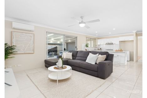 Property photo of 19 Kuttabul Road Wadalba NSW 2259