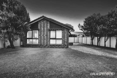 Property photo of 21 Second Avenue Melton South VIC 3338
