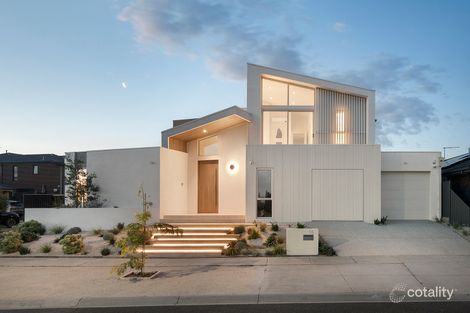 16 Trident Cres, Fraser Rise, VIC 3336