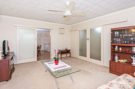 Property photo of 4 Plantagenet Crescent Hamilton Hill WA 6163