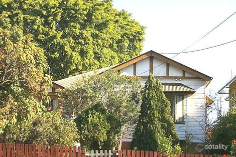 335 Cornwall St, Greenslopes, QLD 4120