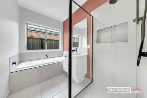 Property photo of 28 Souter Avenue Kalkallo VIC 3064