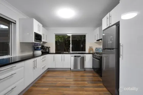 Property photo of 65 Riverside Avenue Barellan Point QLD 4306