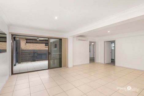 Property photo of 1/150 Samuel Street Camp Hill QLD 4152