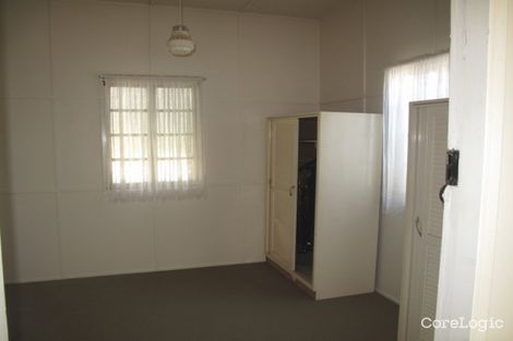 Property photo of 34 Walton Street Southport QLD 4215