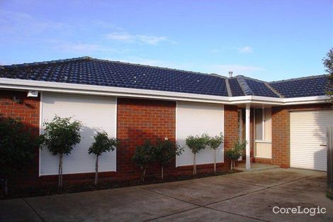 Property photo of 2/49 Silvereye Crescent Werribee VIC 3030