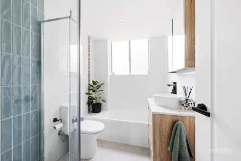 Property photo of 12D/31 Quirk Road Manly Vale NSW 2093