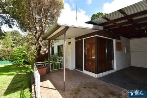 16 Steve St, Kelmscott, WA 6111