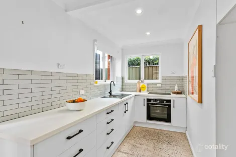 Property photo of 2/4 Johnston Street Bilinga QLD 4225