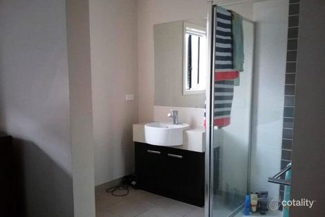 Property photo of 18 Rona Road Point Cook VIC 3030