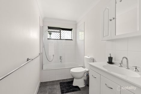 Property photo of 5/133 Central Avenue Indooroopilly QLD 4068