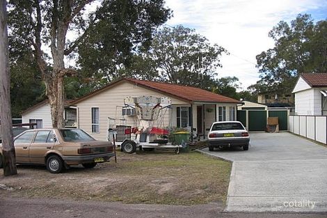 10 Kalang Ave, Buff Point, NSW 2262