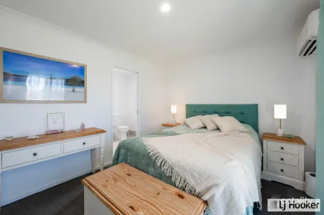 Property photo of 11 Emperor Drive Elliott Heads QLD 4670