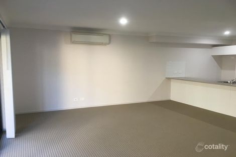 Property photo of 41 Nigella Circuit Hamlyn Terrace NSW 2259