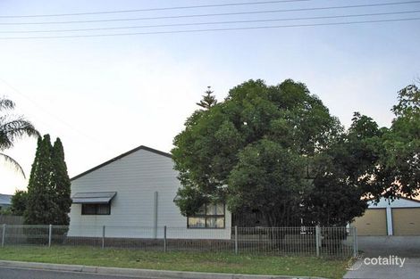 1 Karoburra St, Pelican, NSW 2281