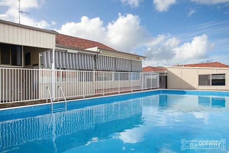 10 Bray Cres, Garden Suburb, NSW 2289