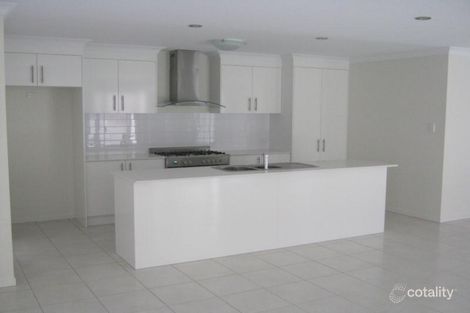 Property photo of 32 Penda Circuit Victoria Point QLD 4165