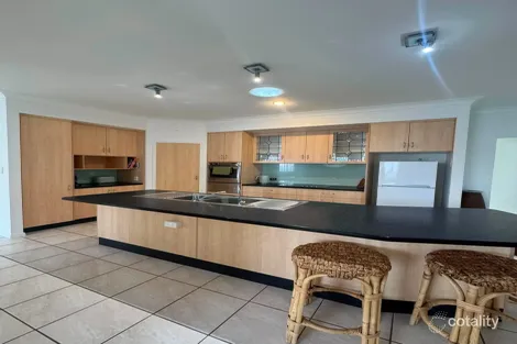 Property photo of 5 Robert John Circuit Coral Cove QLD 4670