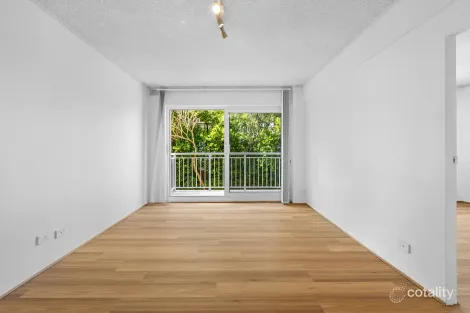 Property photo of 1/68 Howard Avenue Dee Why NSW 2099