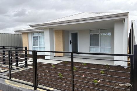Property photo of 2 Bibra Way South Yunderup WA 6208