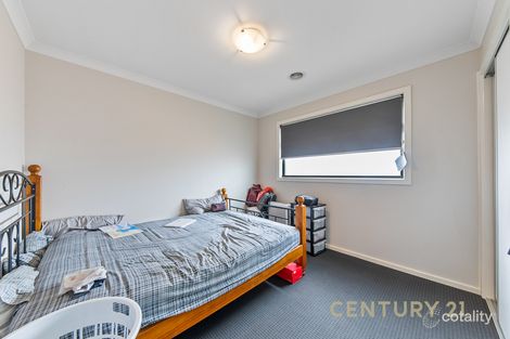 Property photo of 67B Caversham Drive Pakenham VIC 3810