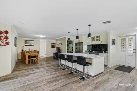 Property photo of 28 Yorrell Place Halls Head WA 6210