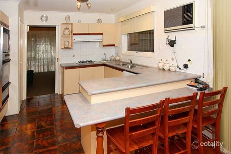 Property photo of 90 Redleap Avenue Mill Park VIC 3082