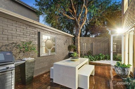 Property photo of 1/1049 Burke Road Hawthorn East VIC 3123