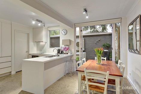 Property photo of 1/1049 Burke Road Hawthorn East VIC 3123