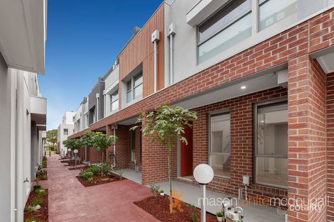 12/11 Riverside Dr, South Morang, VIC 3752