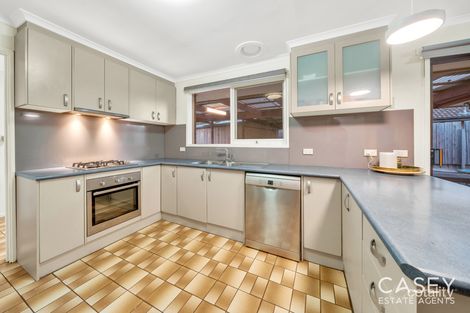 Property photo of 18 Donnelly Court Cranbourne VIC 3977