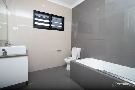 Property photo of 8 Grumman Court Zuccoli NT 0832