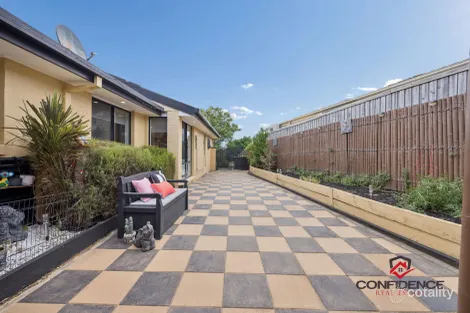 Property photo of 21 Tarrant Crescent Dunlop ACT 2615