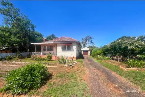 Property photo of 93 Warrah Street Peak Hill NSW 2869