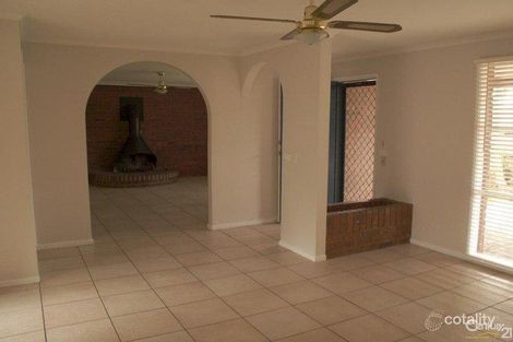 Property photo of 71 Springfield Crescent Hampton Park VIC 3976