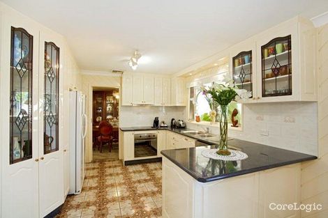 Property photo of 10 Fitzroy Close St Johns Park NSW 2176